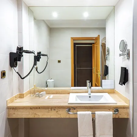 Hotel Mainake Costa Del Sol 4*