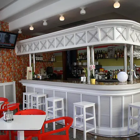 Отель Mainake Costa Del Sol 4*